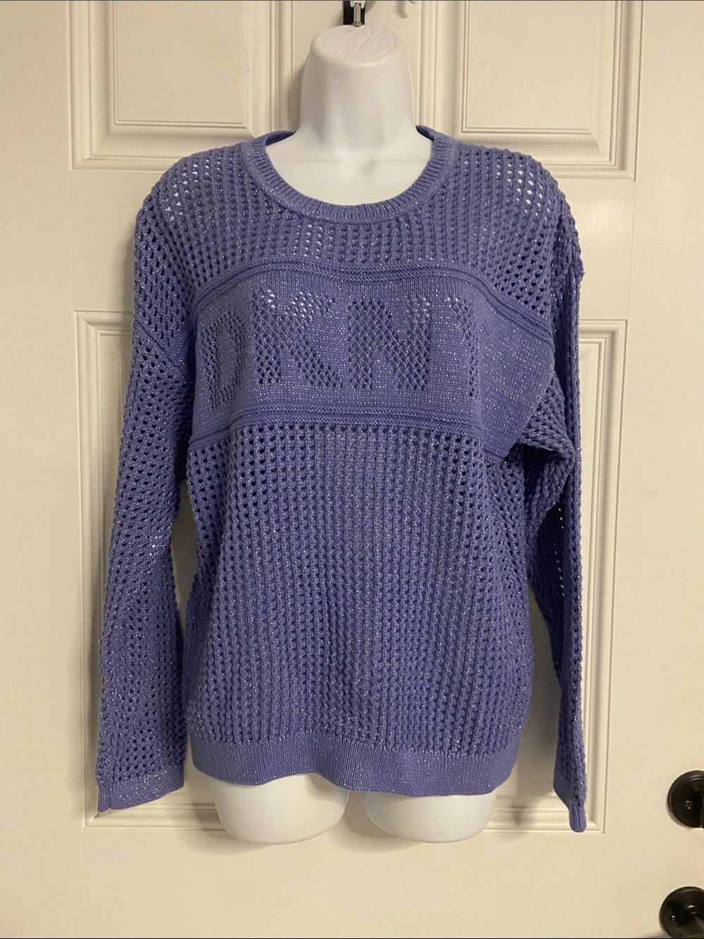 DKNY Periwinkle Silver Metallic Thread Monogram Front Loose-Knit Pullover Sweate